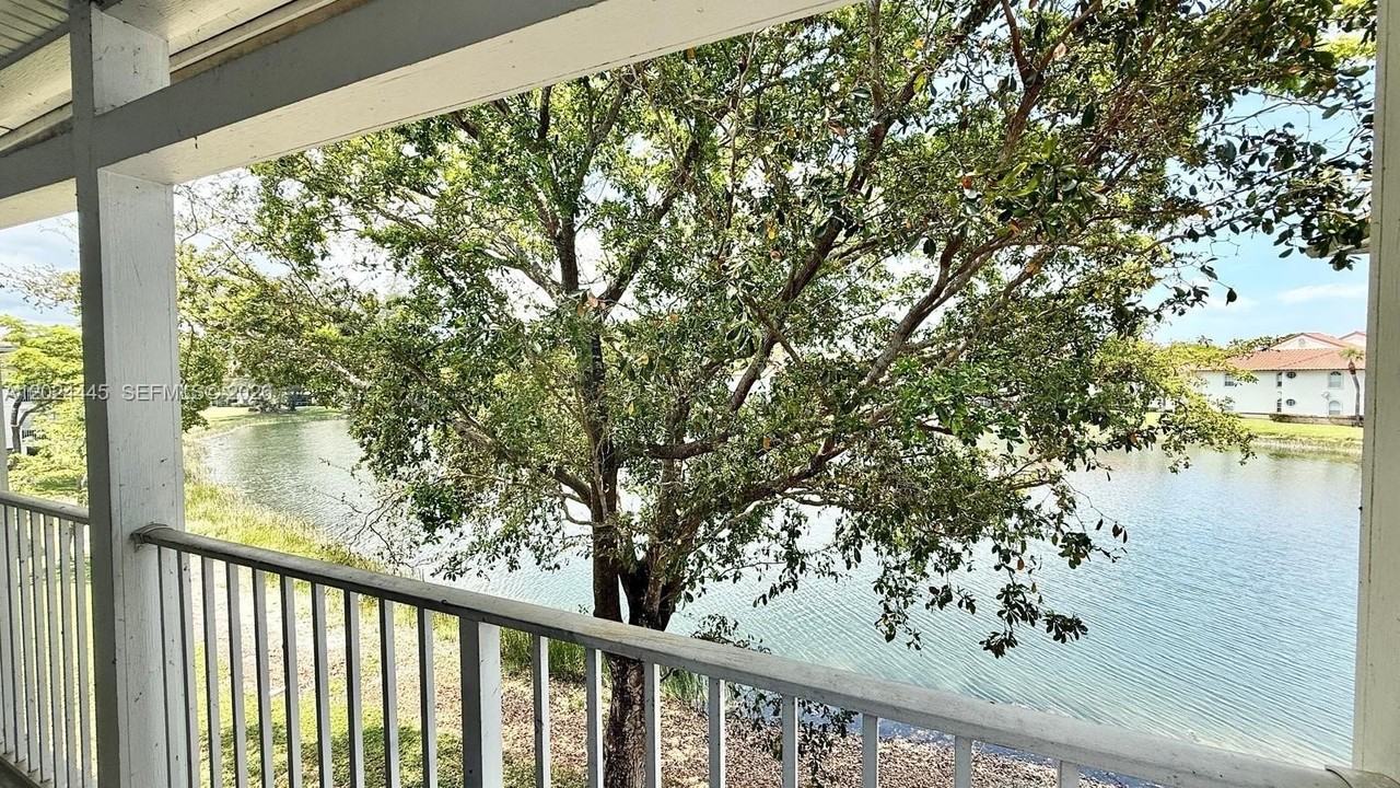 278 Cypress Point Dr #278 - Photo 4 of 15