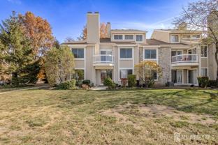 26 Farnham Sq - Photo 1 of 1