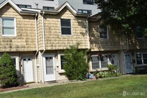 featured image of 172 Roosevelt Ave #C
