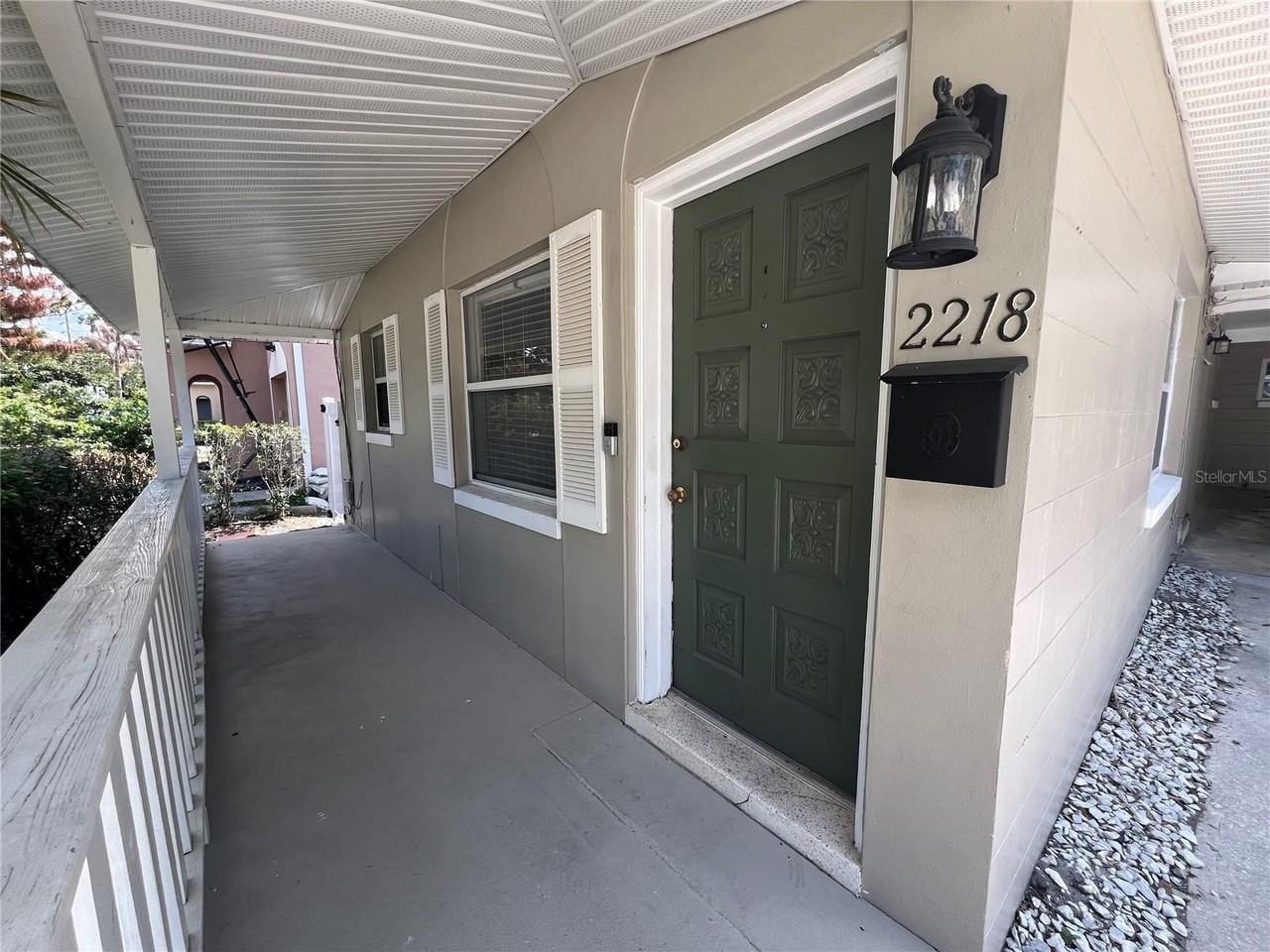 2218 Amherst Ave - Photo 2 of 9