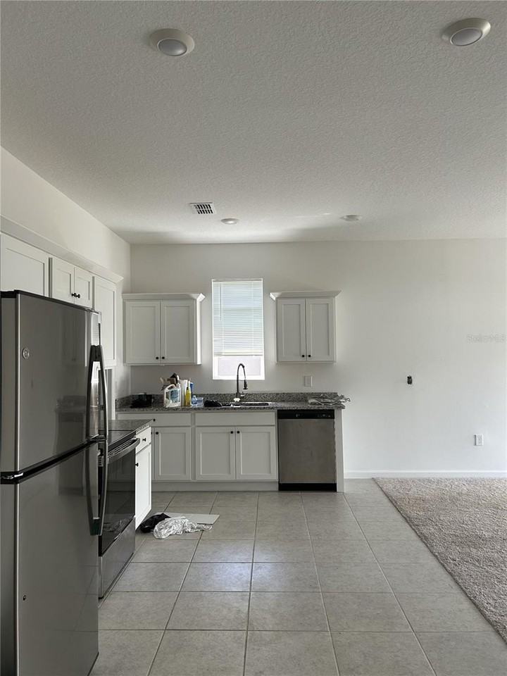 2234 Raven Ridge Rd - Photo 2 of 8