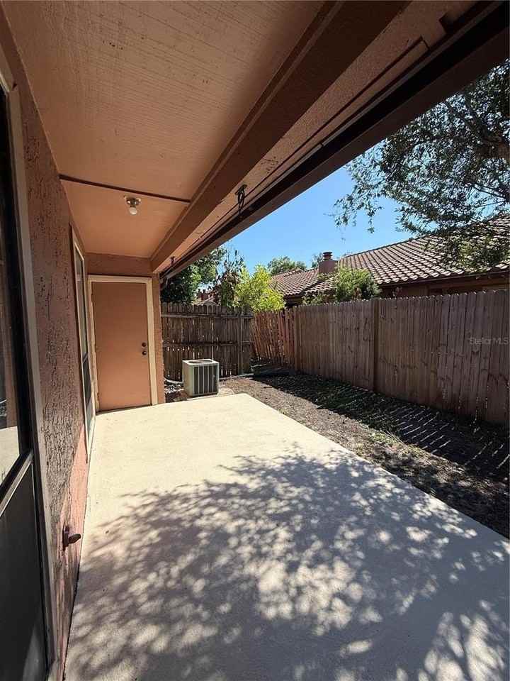 614 Saint Johns Ct #614 - Photo 7 of 15