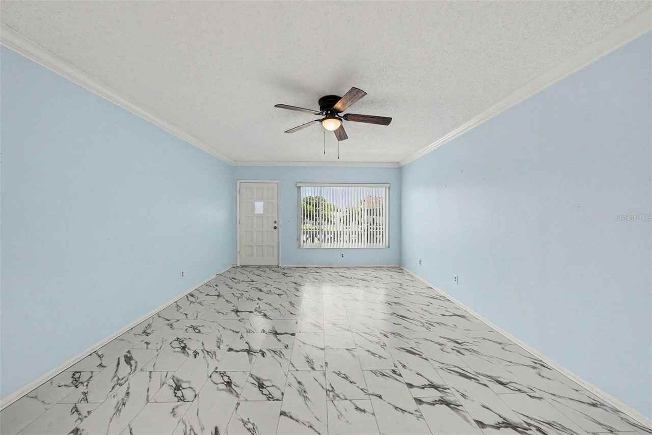 2311 Brisbane St #65 - Photo 4 of 28