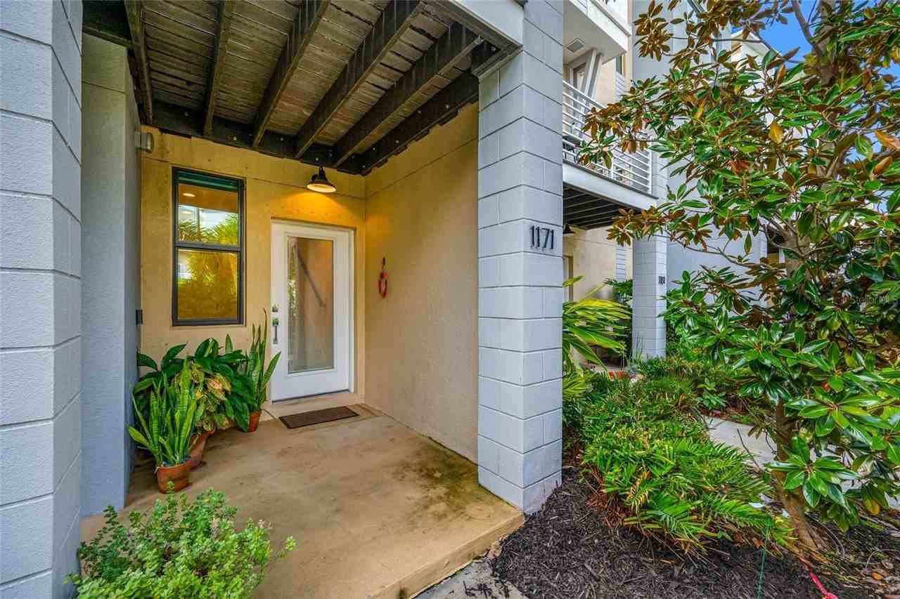 1171 25th Ln N - Photo 6 of 50