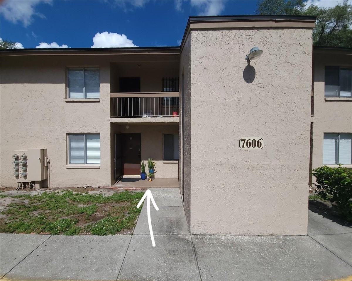 7606 Abbey Ln #208 - Photo 2 of 24