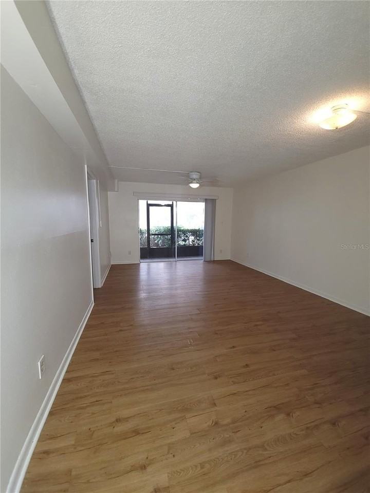 7606 Abbey Ln #208 - Photo 6 of 24