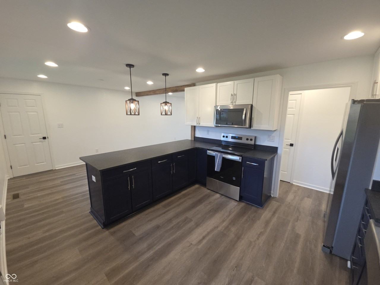 10735 Vali Dr - Photo 7 of 19