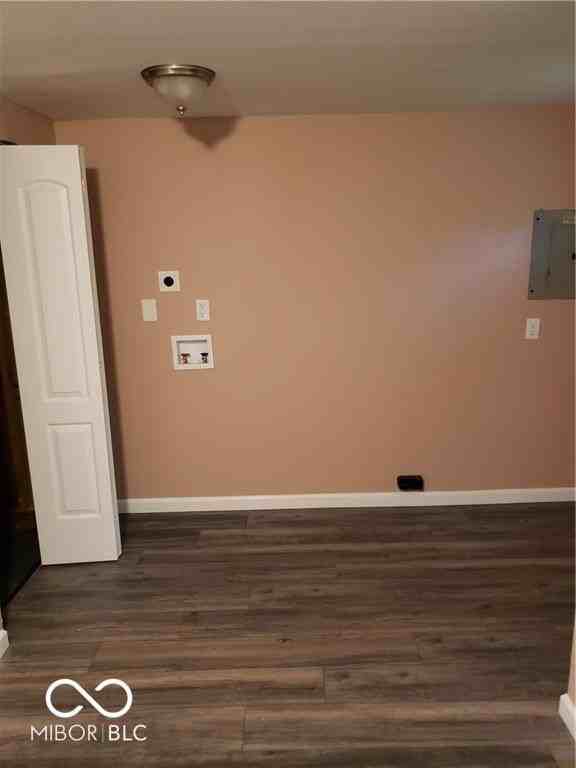 3233 Ralston Ave - Photo 5 of 8