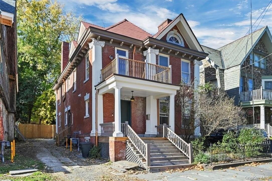 271 Liberty St #1 - Photo 2 of 25
