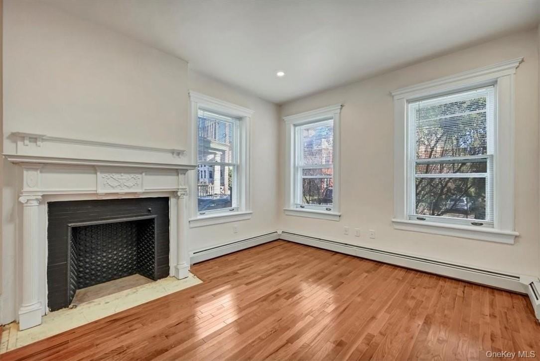 271 Liberty St #1 - Photo 7 of 25