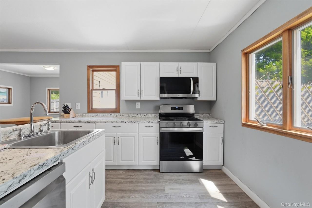 15 Forshee St - Photo 5 of 15