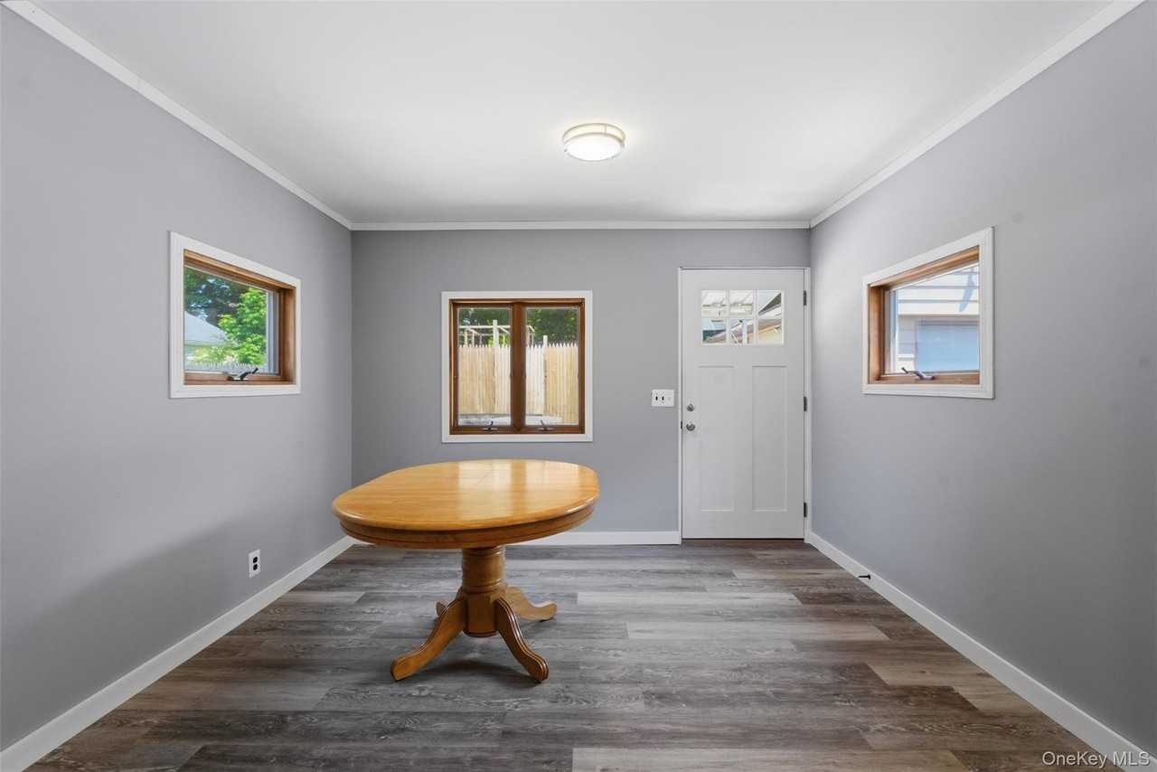 15 Forshee St - Photo 6 of 15