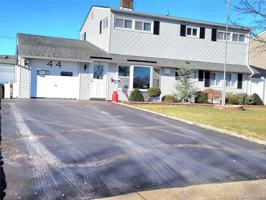 featured image of 44 Return Ln