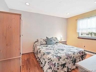 24 Spruce St - Photo 5 of 7