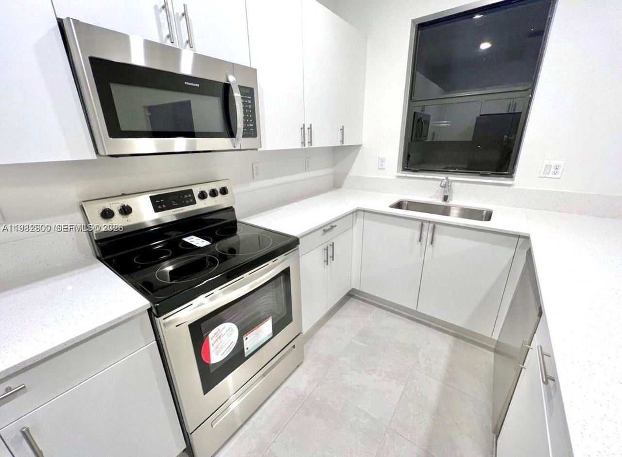 12950 Sw 233rd Ter #O - Photo 3 of 5