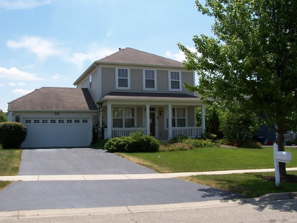 211 Valley View Dr - Photo 3 of 41