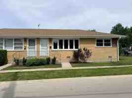 featured image of 624 Prairie Ave