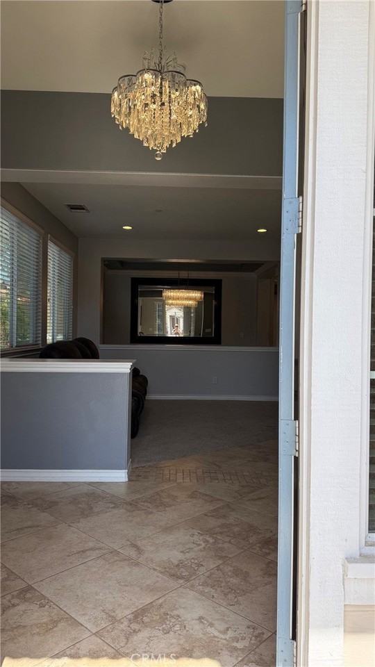 5425 Turin Way - Photo 4 of 50