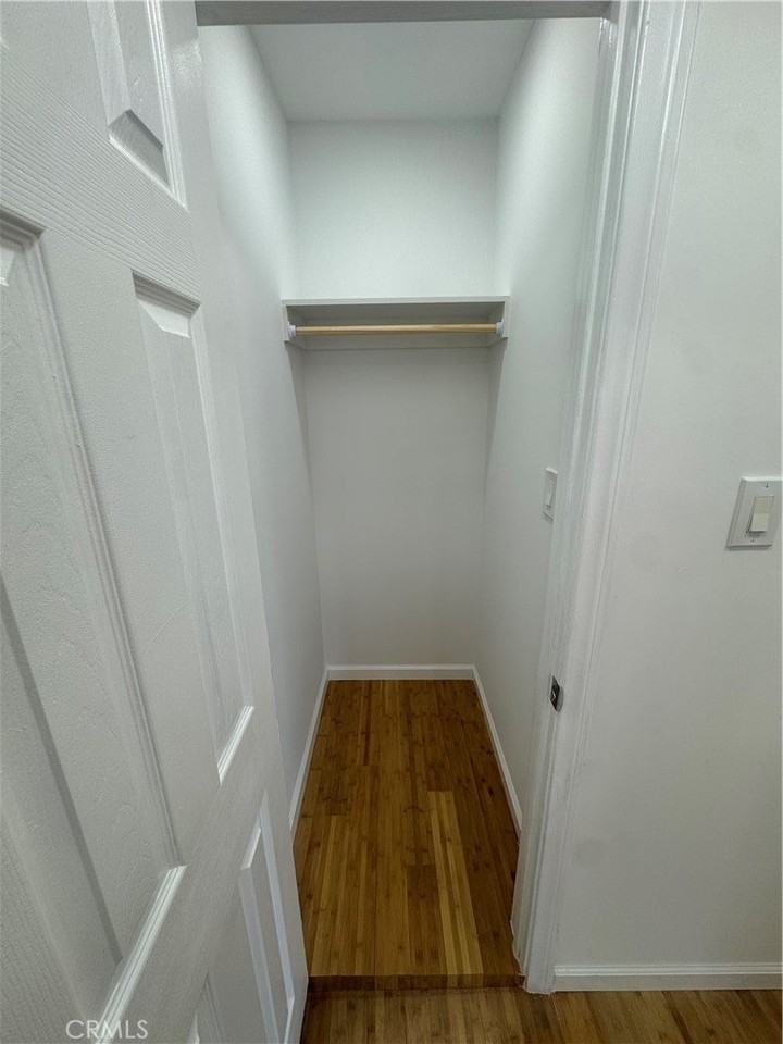 3615 N Mountain View Ave - Photo 5 of 6