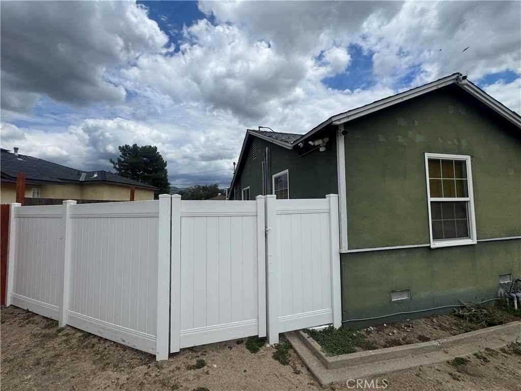 3615 N Mountain View Ave - Photo 6 of 6