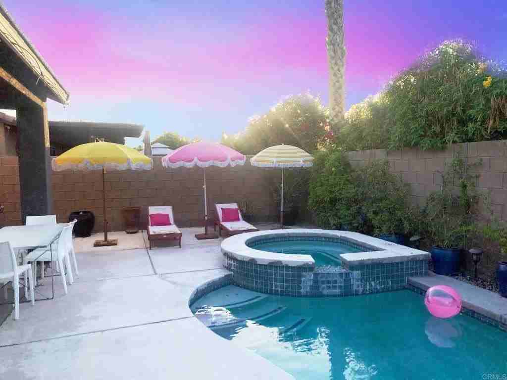 80596 Key Largo Dr - Photo 4 of 50