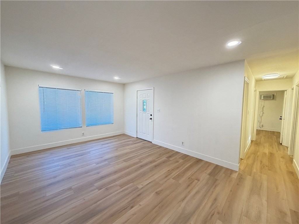 12660 Yorba Ave - Photo 4 of 16