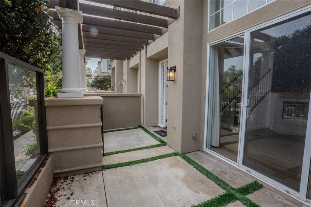 6237 Surfcove Cir - Photo 2 of 25