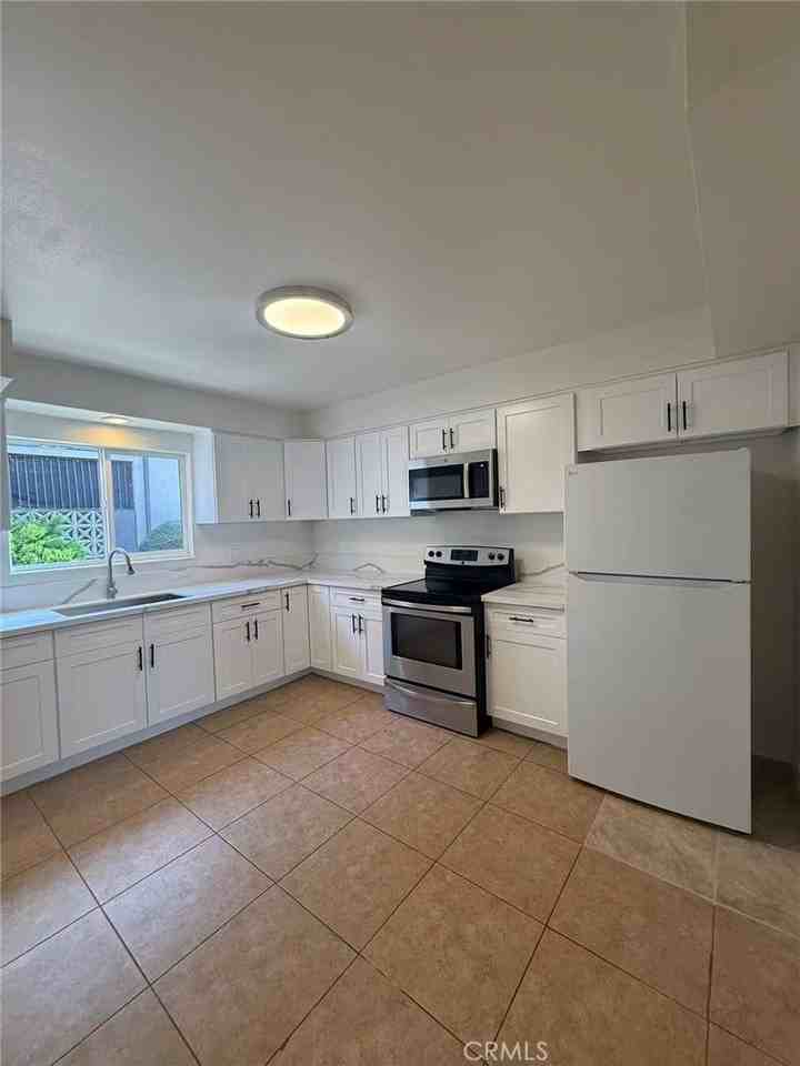 2018 Las Vegas Ave #8 - Photo 7 of 21