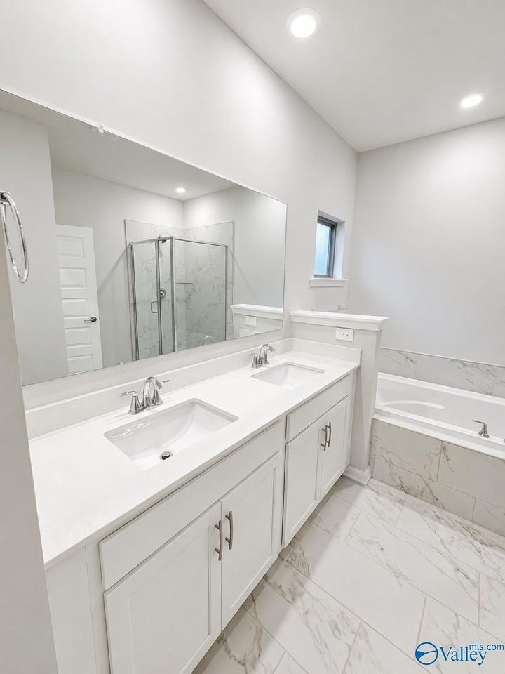 7110 Hampton Mill Dr Se - Photo 6 of 14