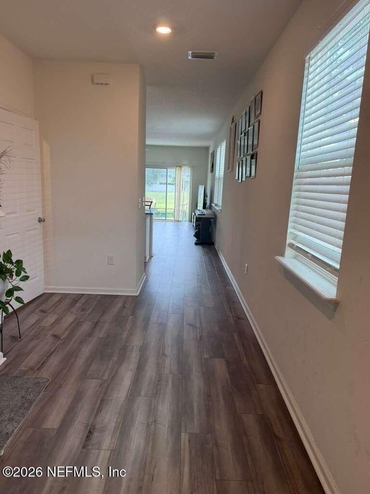11865 Junegrass Rd - Photo 3 of 34