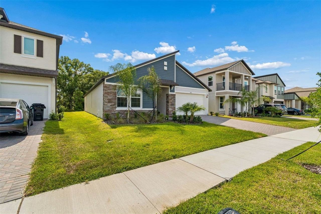 18542 Serene Lake Loop - Photo 4 of 50