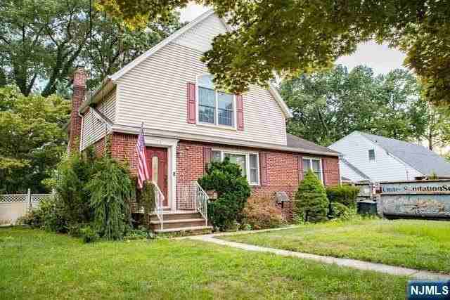 16 Broad Ave - Photo 2 of 22