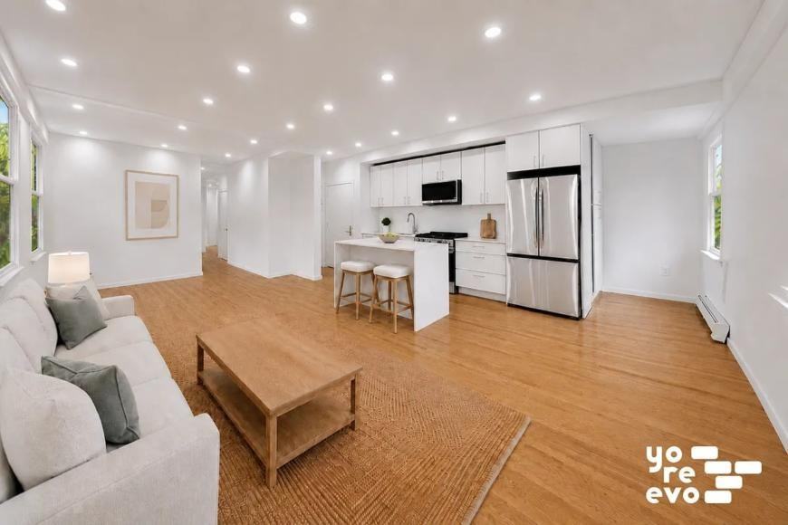 2266 29th St - Photo 3 of 10