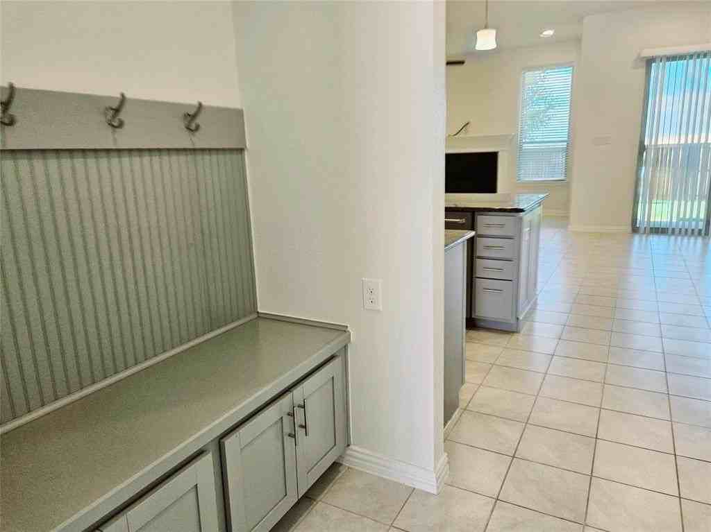 17777 Sage Ln - Photo 4 of 31