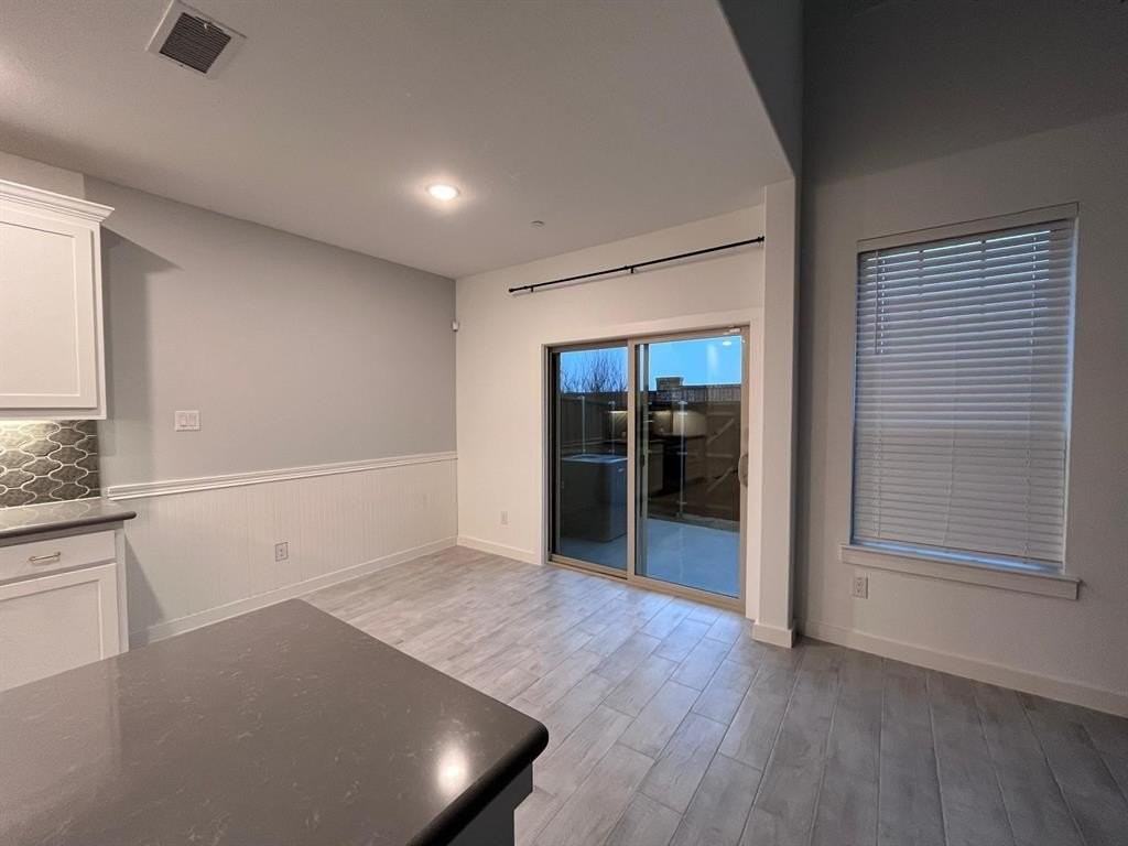2789 Majesty Dr - Photo 4 of 25