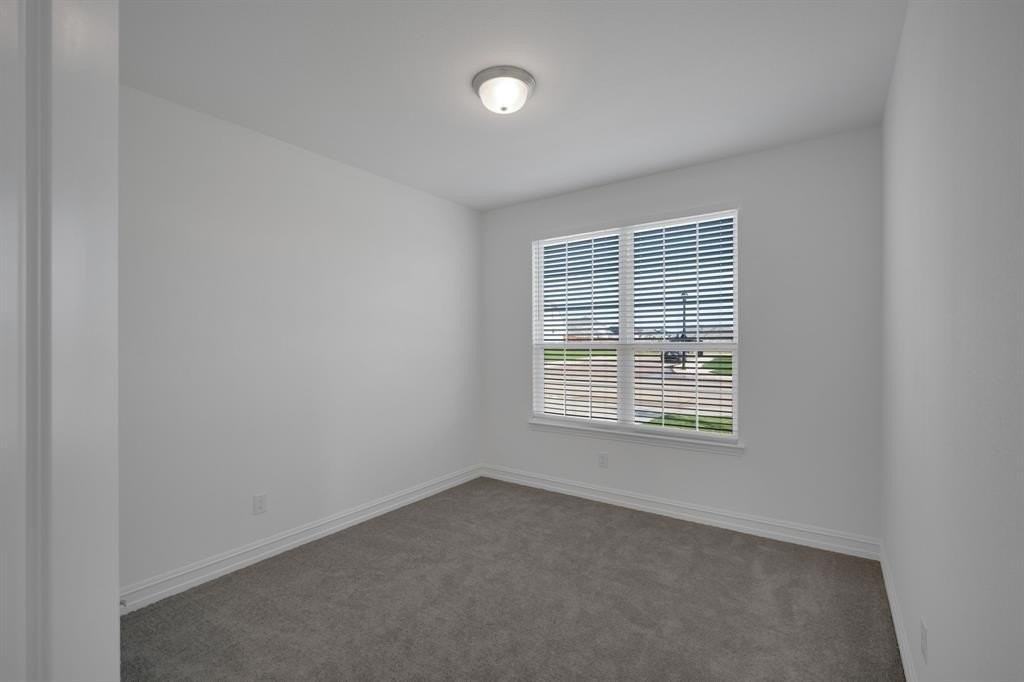 736 Auburn Ave - Photo 5 of 40