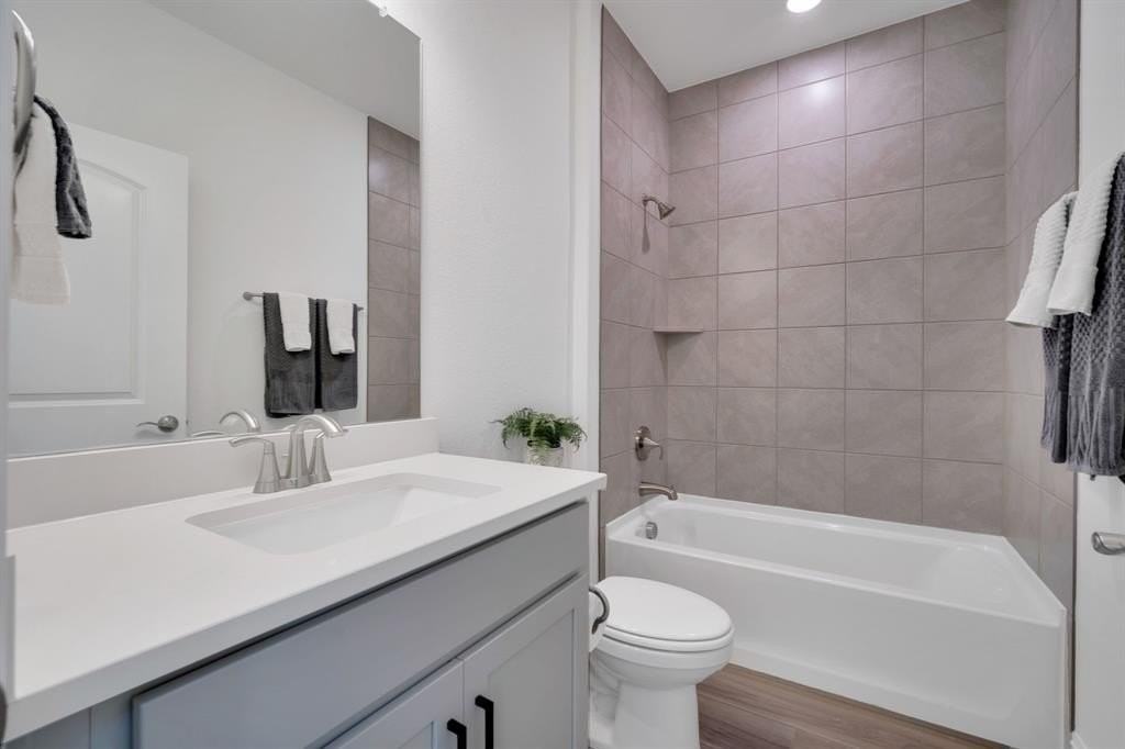 736 Auburn Ave - Photo 6 of 40