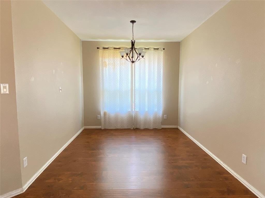 513 Jefferson Ln - Photo 6 of 16