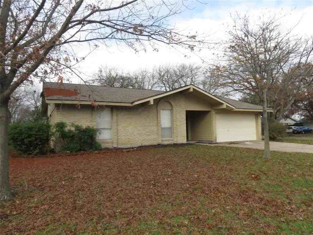 1234 Briarcove Dr - Photo 2 of 23