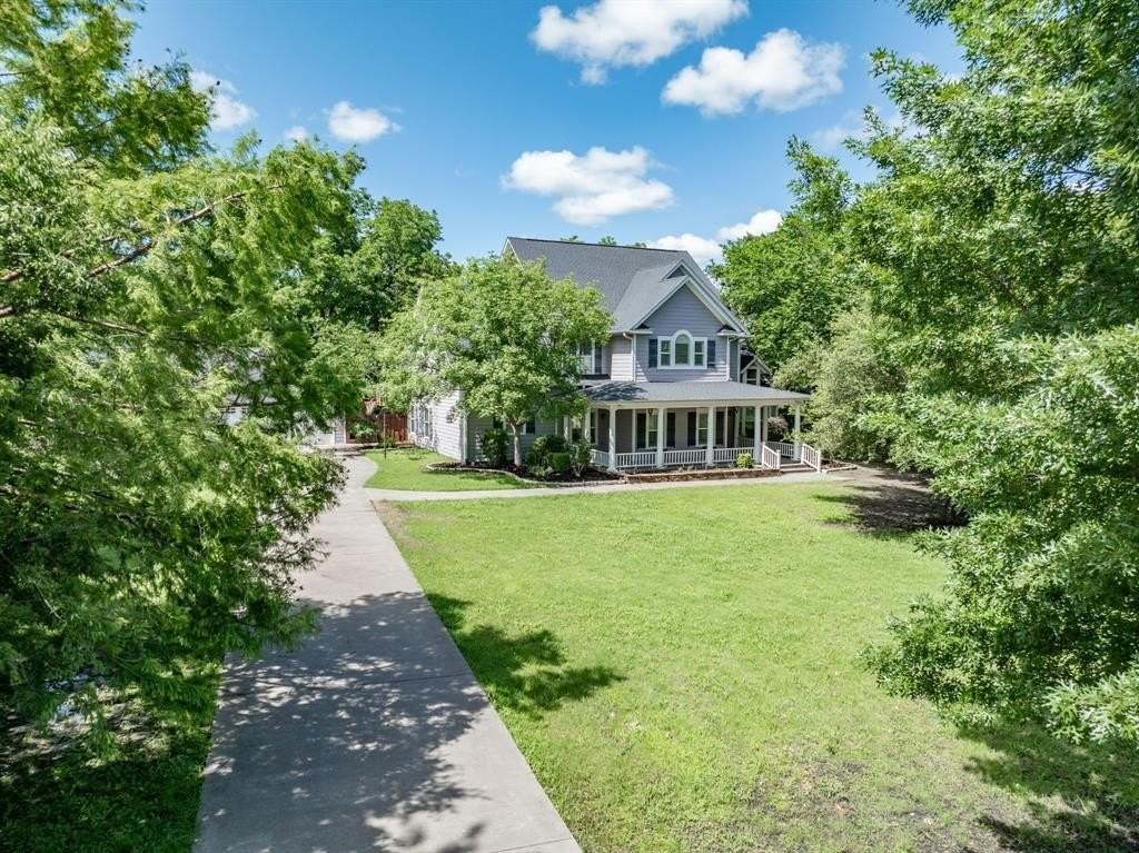 119 College St - Photo 2 of 40