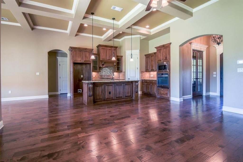 421 River Bank Ln - Photo 4 of 15