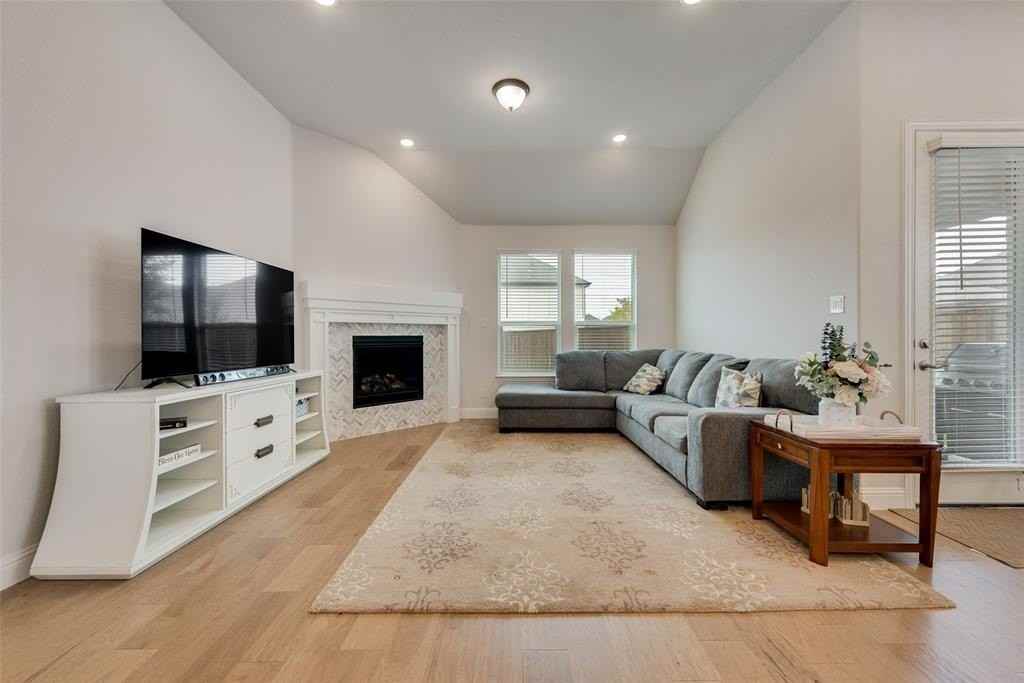 3314 Mattie Grey Ln - Photo 6 of 28