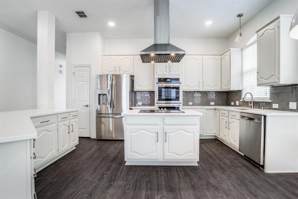 5909 Charleston Dr - Photo 4 of 12
