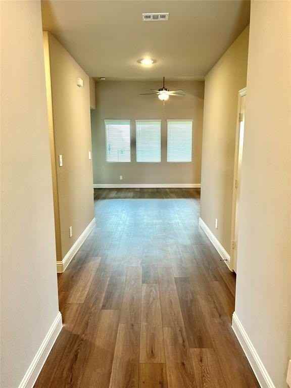 1409 Winter Way - Photo 3 of 21