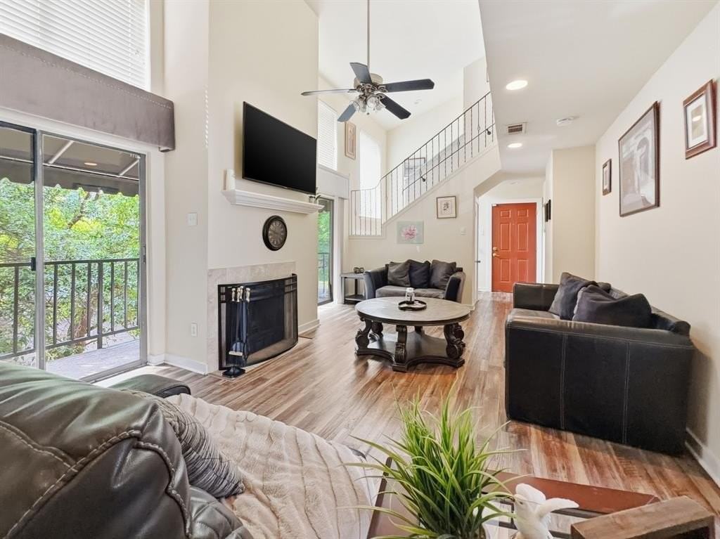 4402 Holland Ave #202 - Photo 5 of 24