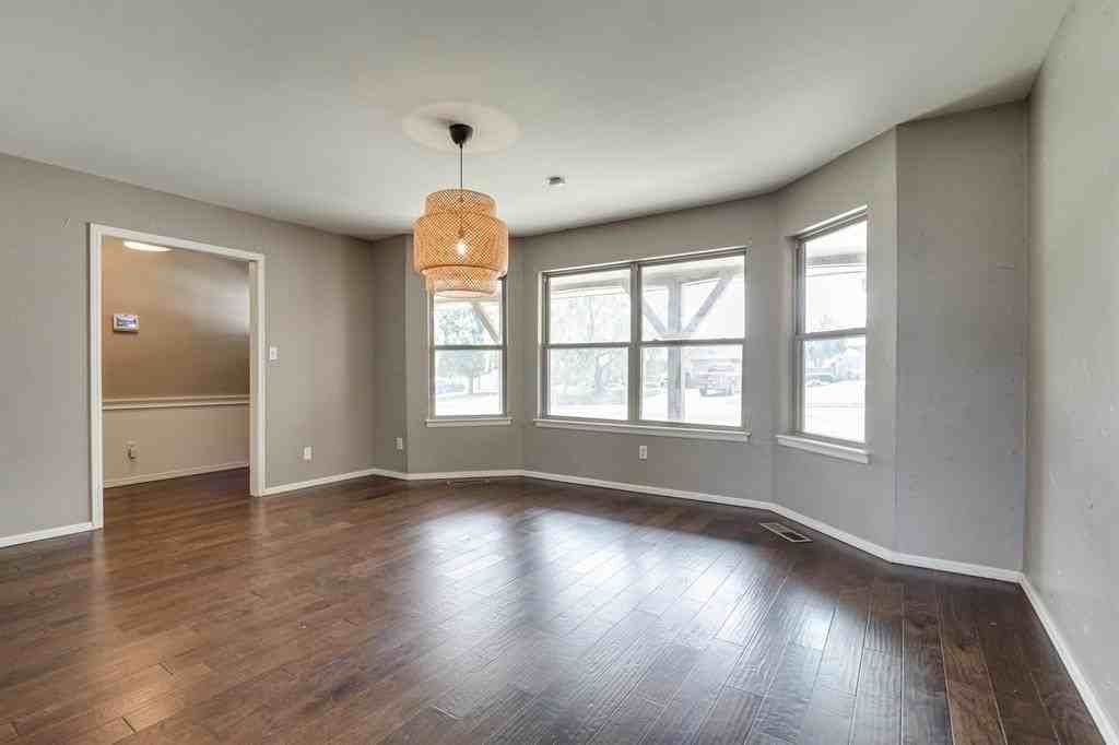 3213 Nw 61st Pl - Photo 5 of 27
