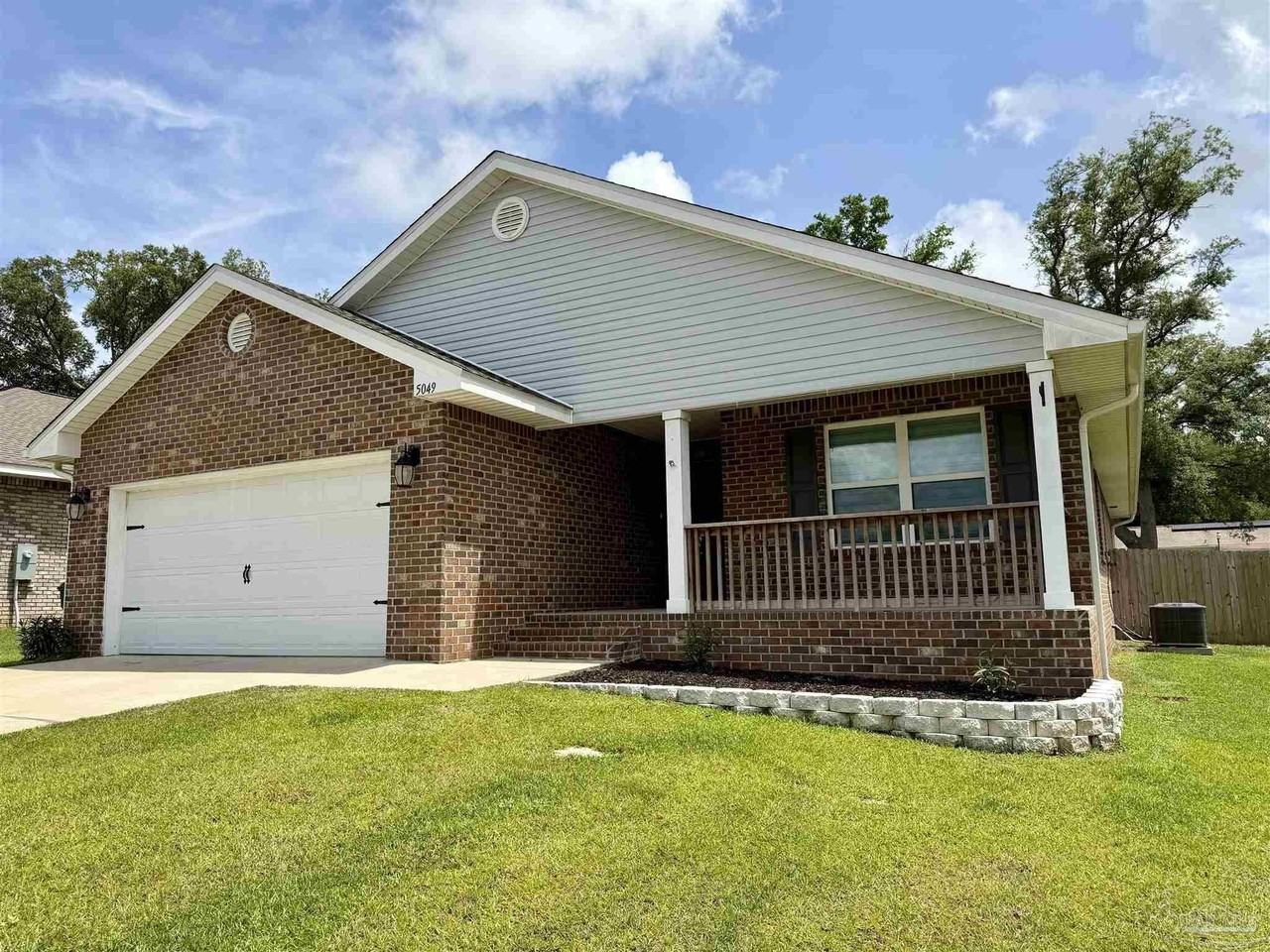 5049 Quarter Deck St