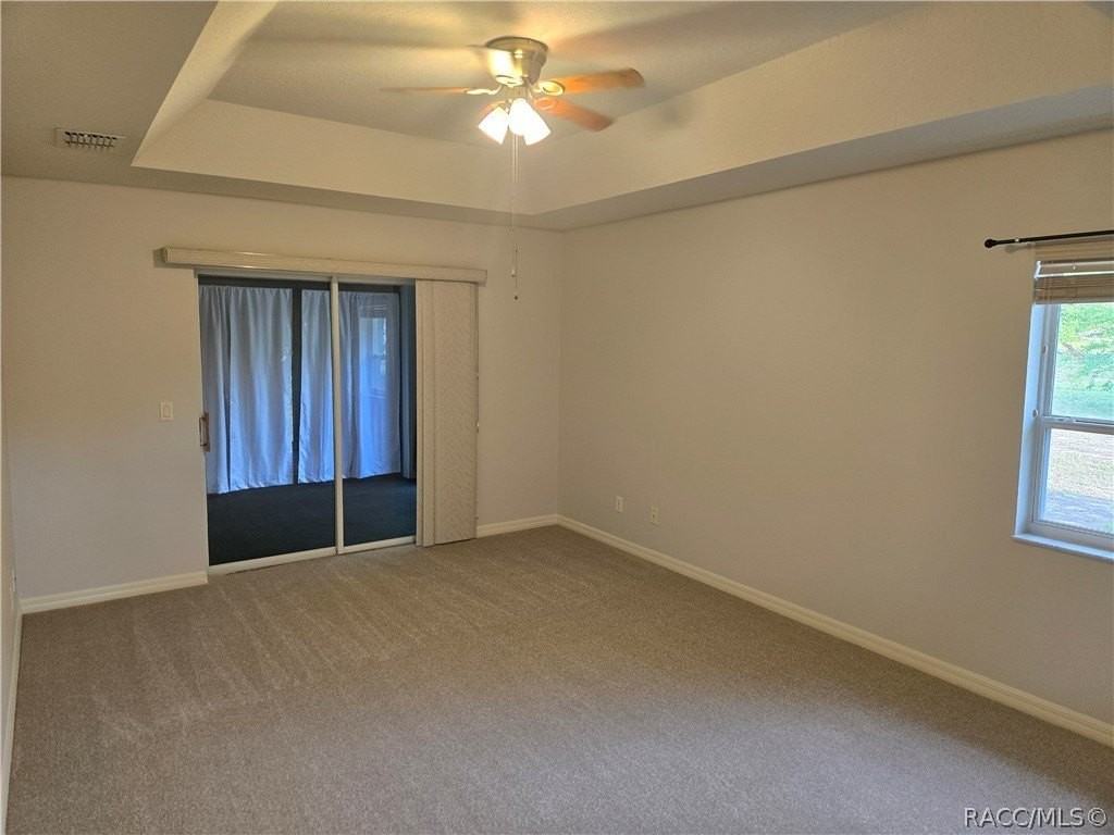 14 Hollyhock Ct - Photo 5 of 28