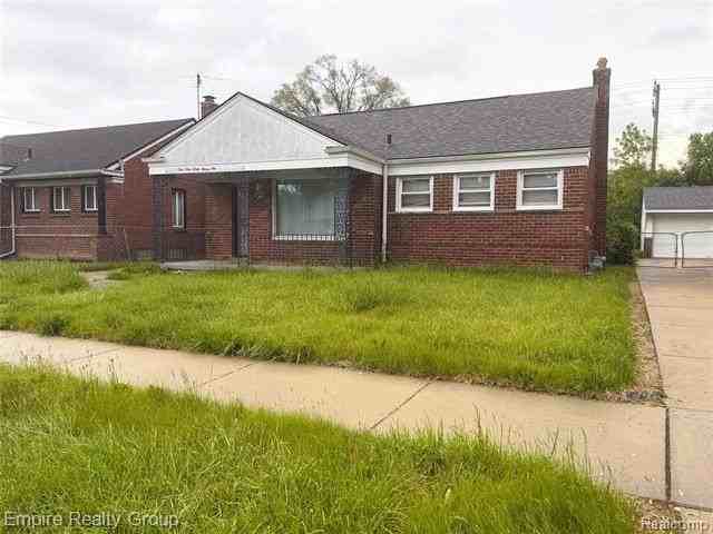 19376 Dale St - Photo 3 of 12