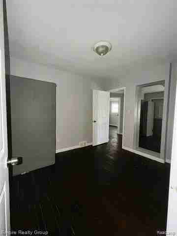 19376 Dale St - Photo 7 of 12